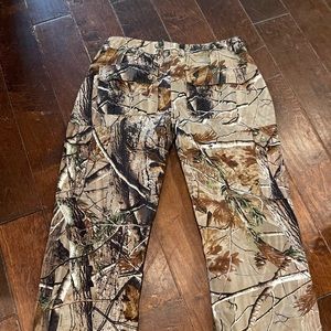 Game winner camo pants